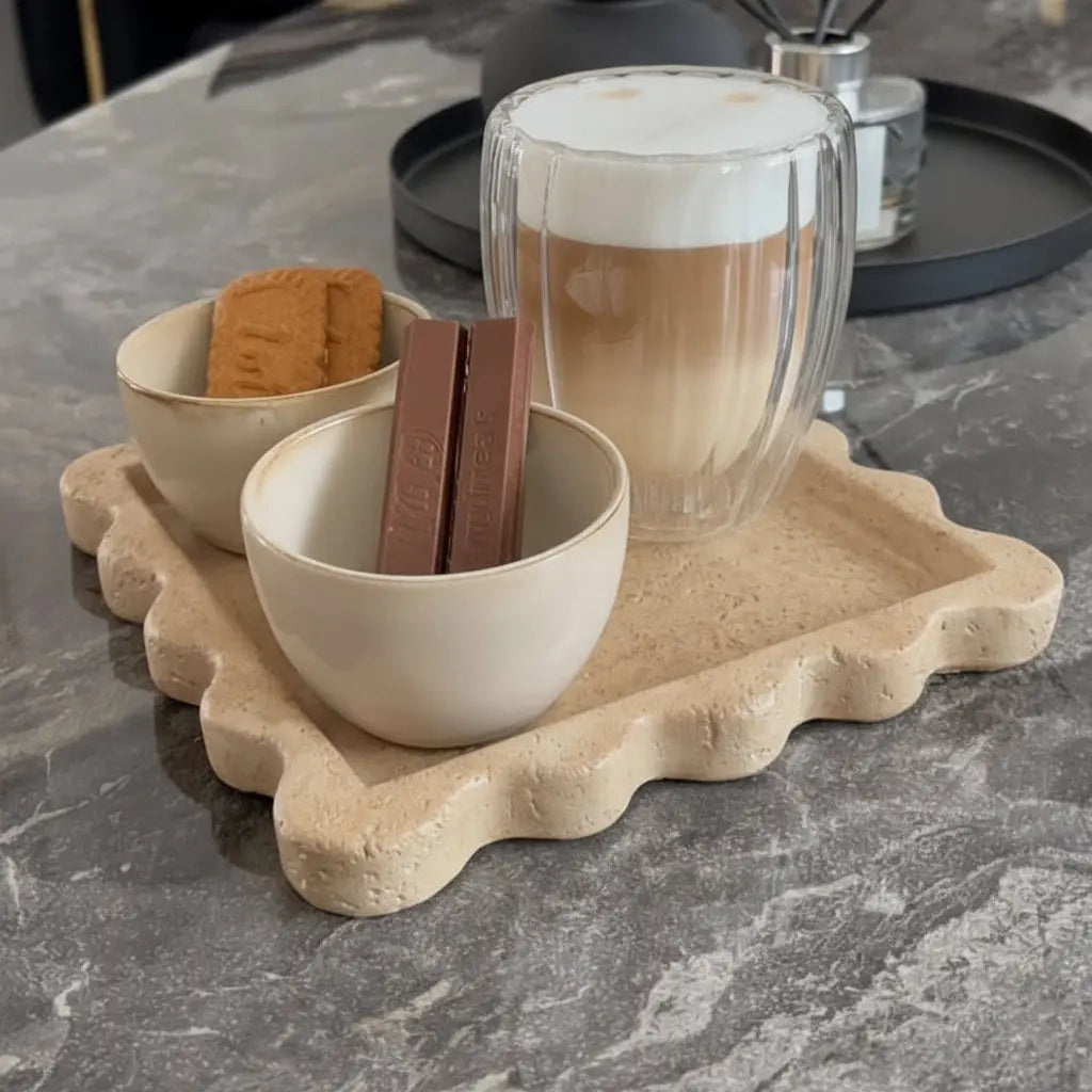 Quadratisches Steinguttablett Beige Selhome