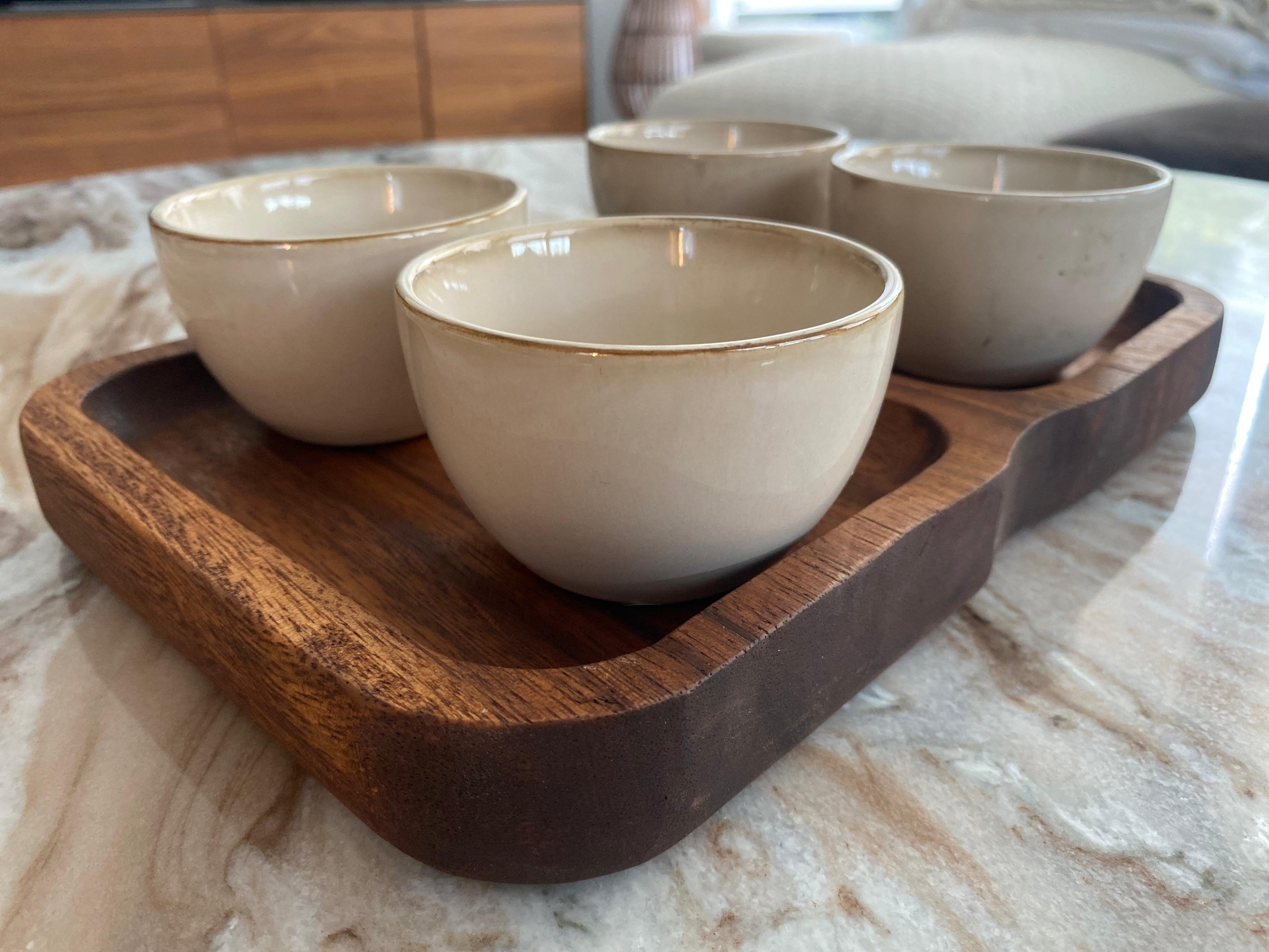 Keramikschale in Beige