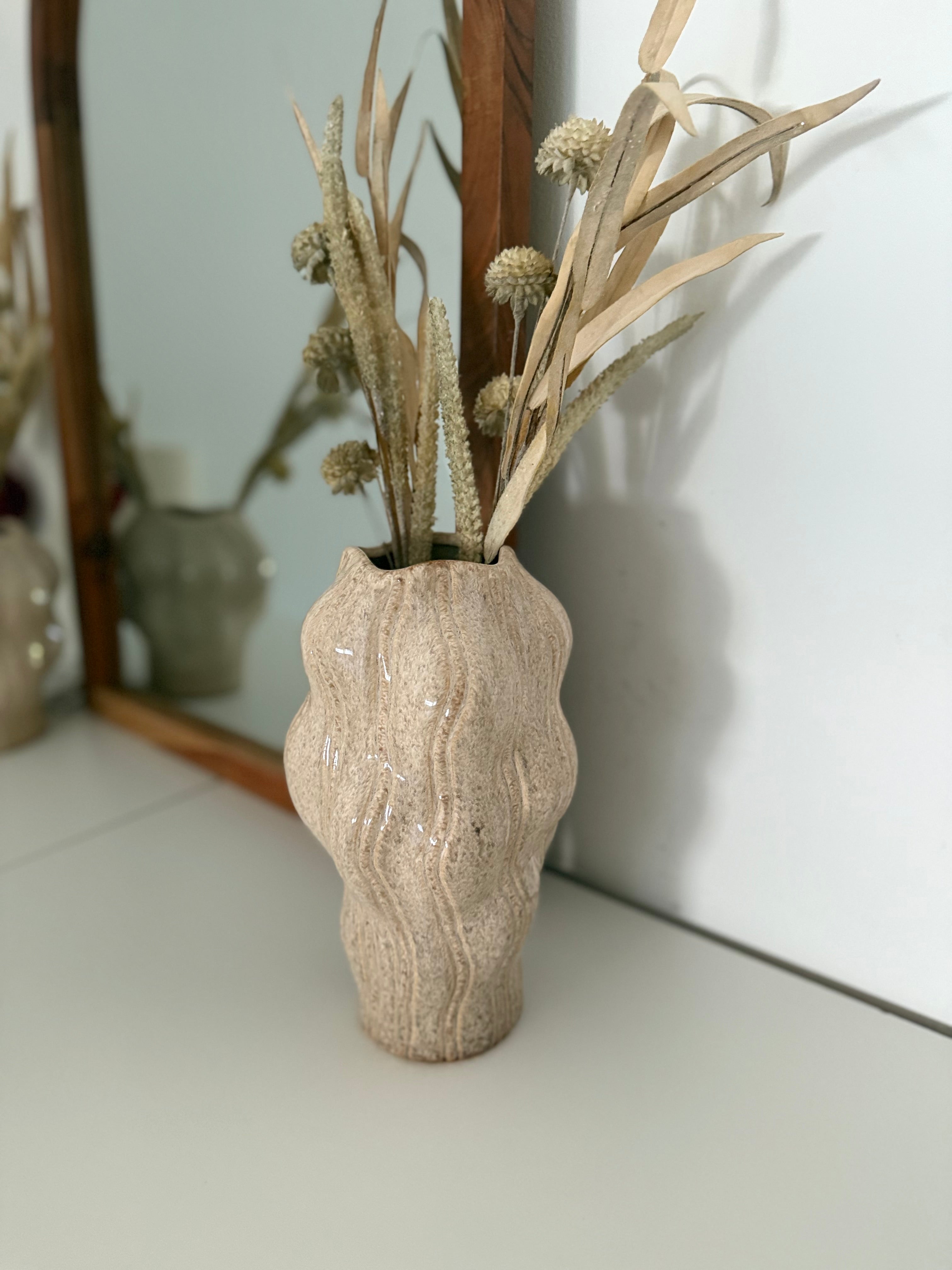 Vase Ripple Sand
